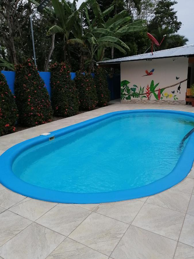 Puerto Vargas Lodge Cahuita Bagian luar foto
